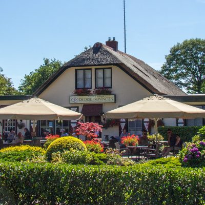 Sfeervol restaurant De Drie Provinciën streekgerechten Drenthe Groningen Friesland