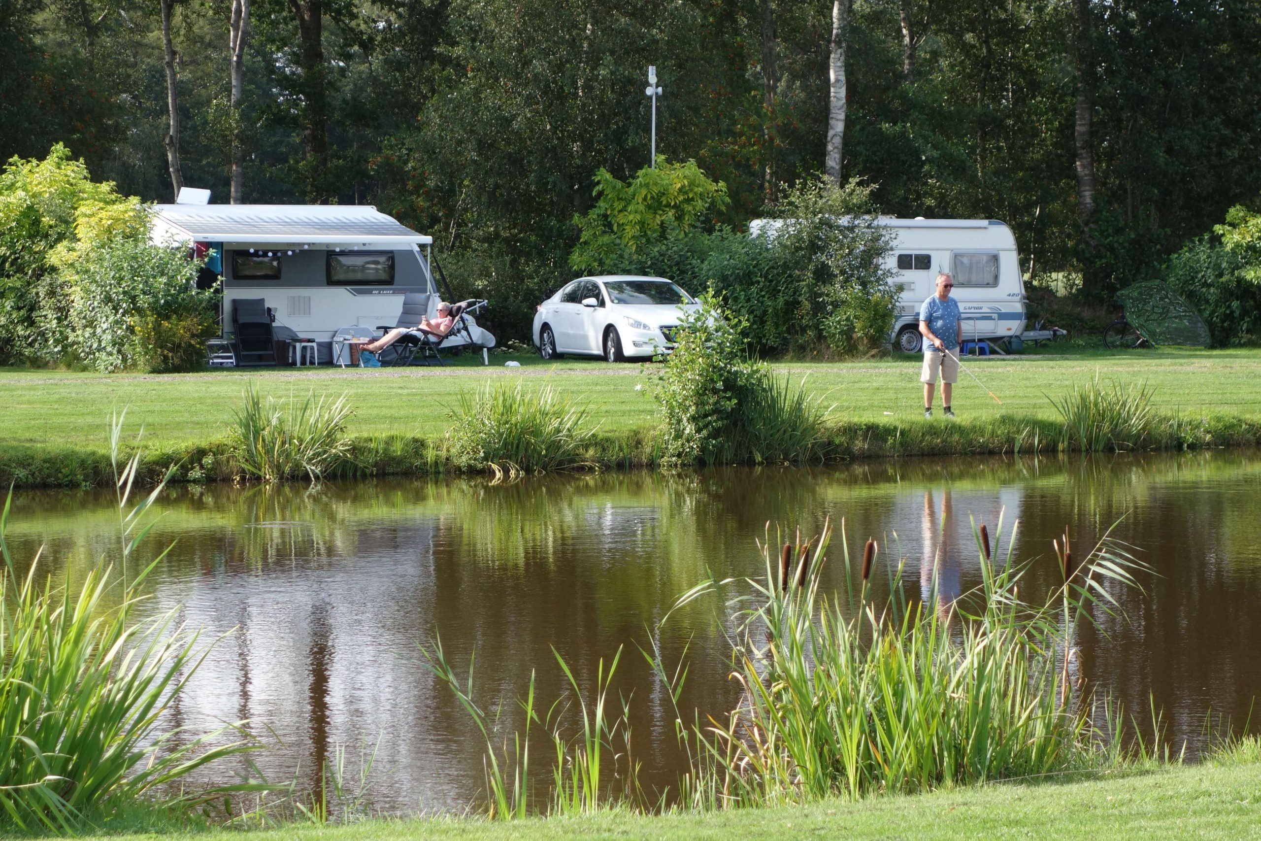 Vijverplaats bij De Drie Provincien, de mooiste plek om te kamperen. Mooiste chramecamping van Nederland